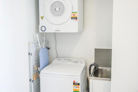 Luxury Central Apartment - Tourism Canberra 7