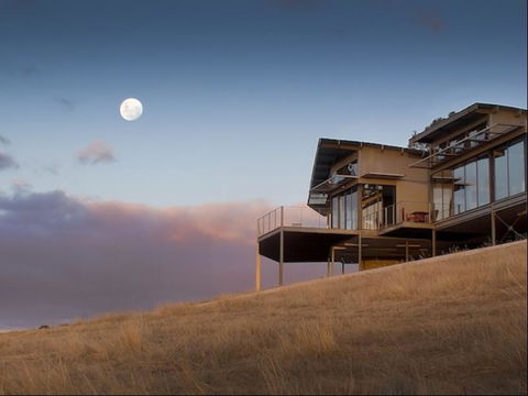 The McLaren Eye Holiday House - Tourism Canberra 3