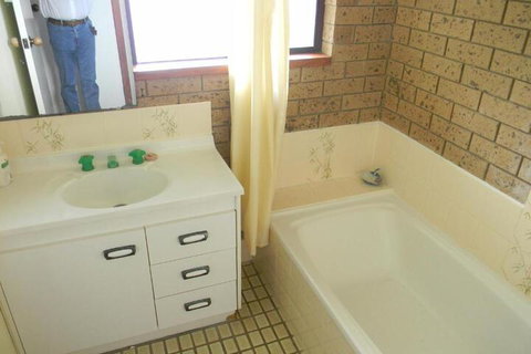 The Beach House - Tourism Canberra 3