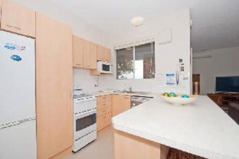 2 Bedroom Apartment Kiah Unit 16 / 53 Victoria Parade - Tourism Canberra 4
