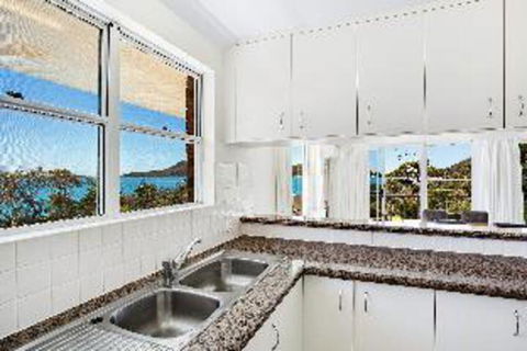 3 Bedroom Apartment Albacore Unit 6 12 Ondine Close - Tourism Canberra 2