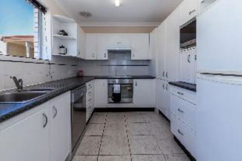 2 Bedroom Apartment Laman Lodge Unit 5 - Tourism Canberra 1