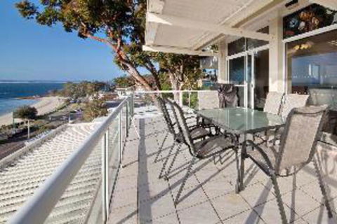 3 Bedroom House Classic View 2 / 49 Victoria Parade FREE WIFI - Tourism Canberra 3
