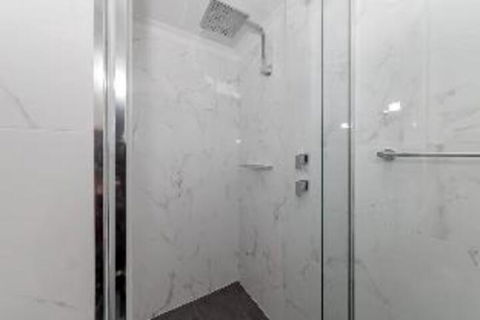 3 Bedroom Apartment Bay Parklands Unit 27 - Tourism Canberra 1
