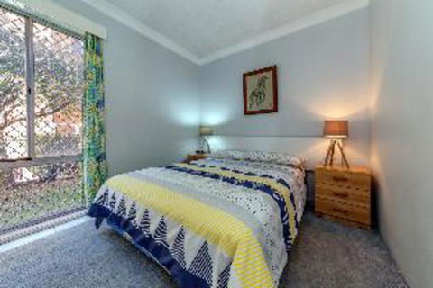 2 Bedroom Apartment Castaways Unit 1 - Tourism Canberra 3