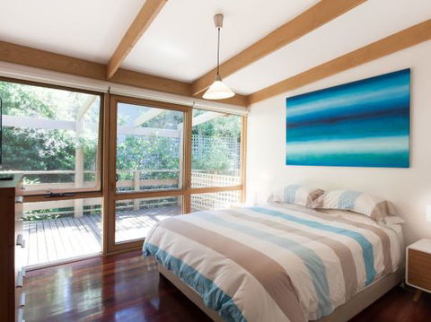 Coastal Retreat - Tourism Canberra 4