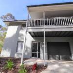 Blackbutt Family Loft Townhouse - Tourism Canberra 0