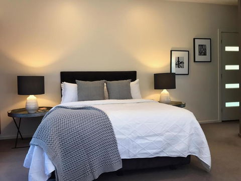 Daylesford Spa Villa One - Tourism Canberra 5