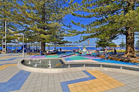 Coast Luxury Apartment 24 - Tourism Canberra 2
