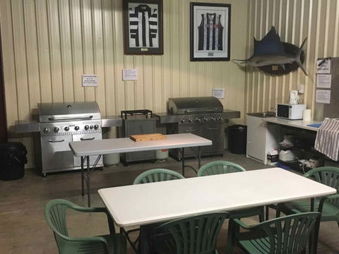 Coonawarra Cabins Unit C - Tourism Canberra 6