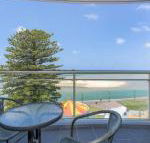 The Oaks Waterfront Resort Unit 303 - Tourism Canberra