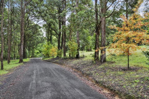 NUNGAROO COTTAGE - Tourism Canberra 6