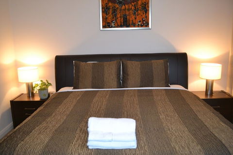Cypress Drive Townhouse - Tourism Canberra 4