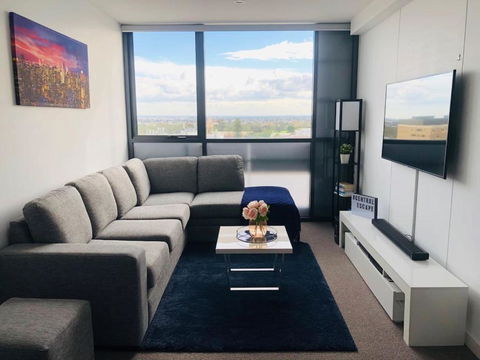 Central Escape At Adelaide CBD - Tourism Canberra 3