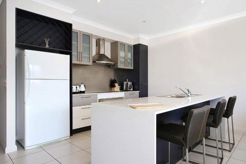 Cypress Townhouse 21 Mulwala - Tourism Canberra 4