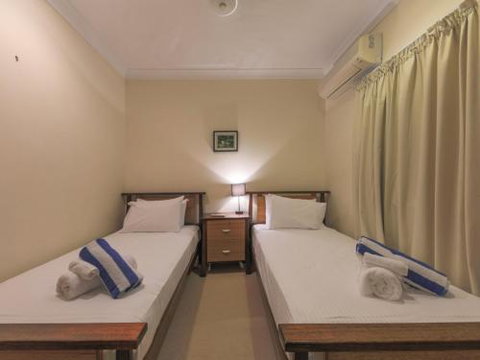 TROPSVILLA At PALM COVE - Tourism Canberra 5