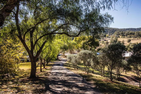 Capers Guesthouse Barn & Cottage - Tourism Canberra 3