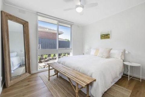 SUNKISSED MORNINGTON - Tourism Canberra 5