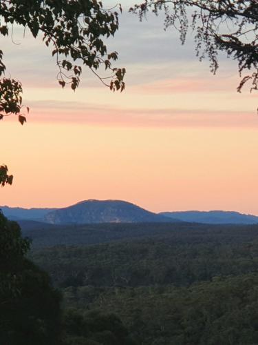 NEW Winston Cottage Leura Views & Location - Tourism Canberra 6