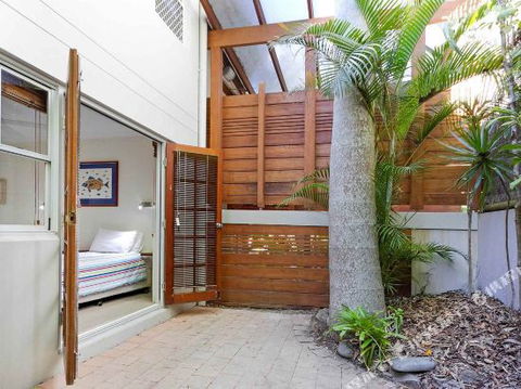 R & W Noosa Holidays 2 25 Allambi Rise - Tourism Canberra 6