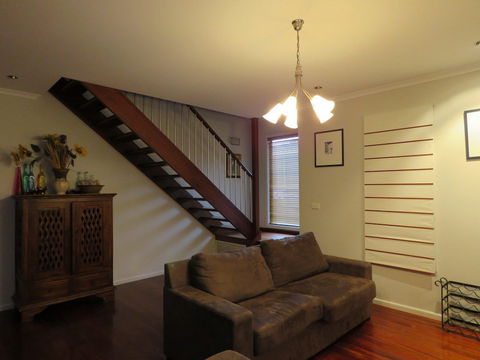 Central Holiday House At 29 Church In Cowes - Tourism Canberra 2