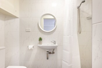 Ultimo 1 Bed. Furnished House W Parking - Tourism Canberra 5