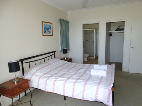 Costa Bella Apartments - Tourism Canberra 2