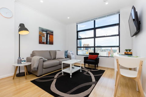 ROLAND, 1BDR Melbourne Apartment - Tourism Canberra 4