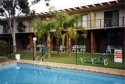 Hallmark Inn At Tamworth - Tourism Canberra 0