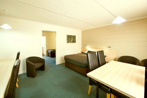 Box Hill Motel - Tourism Canberra 4