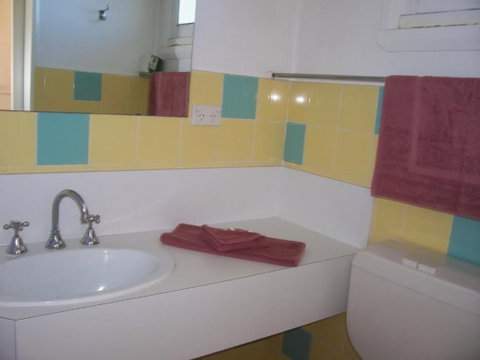Bayview Motor Inn - Tourism Canberra 2