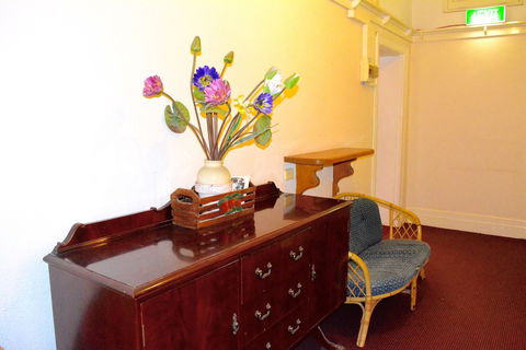 Georgian Court Bed & Breakfast - Tourism Canberra 4