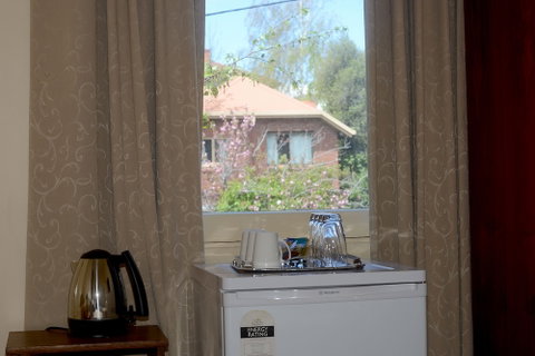 Edinburgh Gallery Bed & Breakfast - Tourism Canberra 5