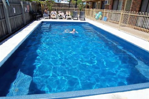 Allambi Holiday Apartments - Tourism Canberra 5