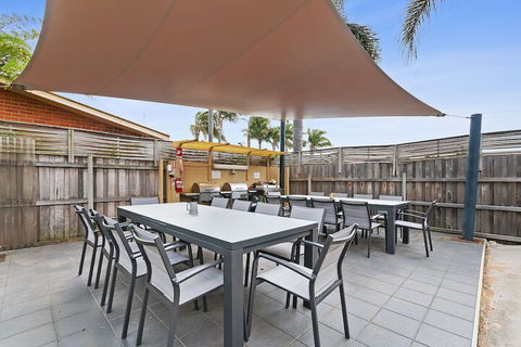 Allambi Holiday Apartments - Tourism Canberra 2