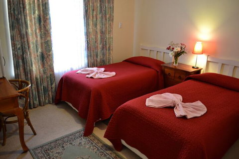 Palms Bed & Breakfast - Tourism Canberra 6