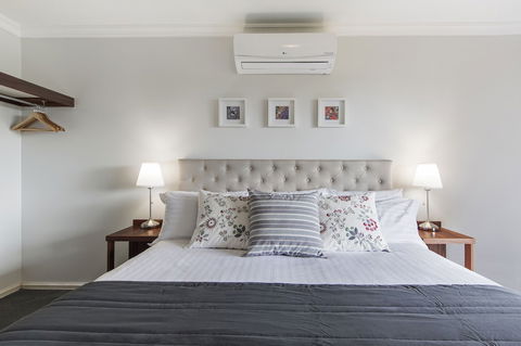 Shambhala Guesthouse - Tourism Canberra 5