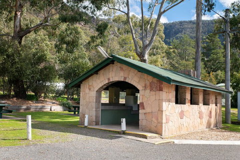 Breeze Holiday Parks - Halls Gap - Tourism Canberra 2