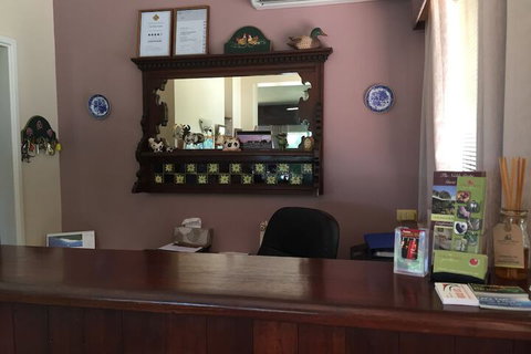 The Noble Grape Guesthouse - Tourism Canberra 1