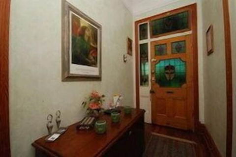 Above Bored Bed & Breakfast - Tourism Canberra 4