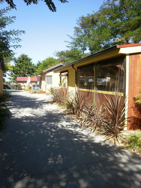 Kickback Cottages - Tourism Canberra 2