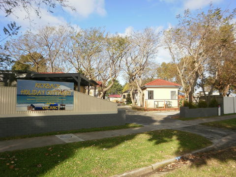 Kickback Cottages - Tourism Canberra 3