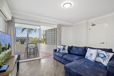 Kirra Palms Holiday Apartments - Tourism Canberra 1