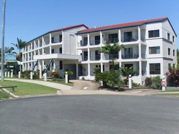 Lamor Apartments - Tourism Canberra 0