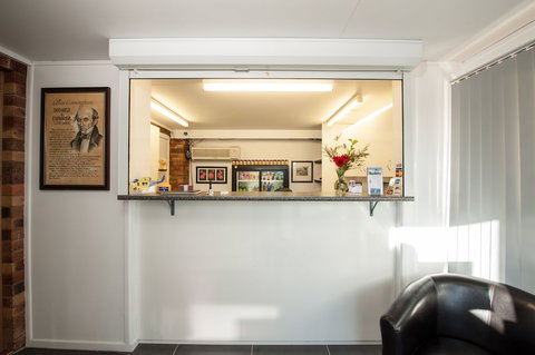 Allan Cunningham Motel - Tourism Canberra 4