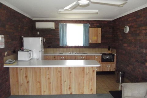 Bridge Street Motor Inn - Tourism Canberra 5