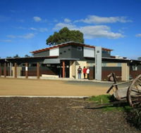 Swansea Backpackers - Tourism Canberra