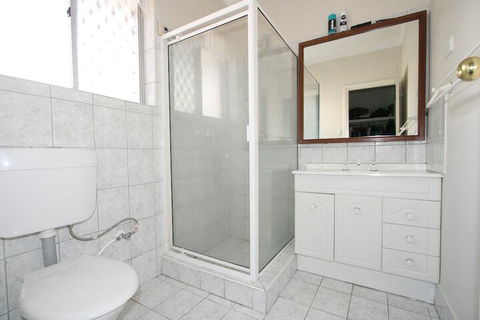 Safety Bay Guest House - Tourism Canberra 3