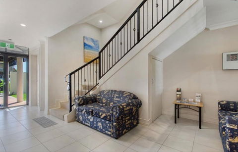 City-ville Luxury Apartments & Motel - Tourism Canberra 5