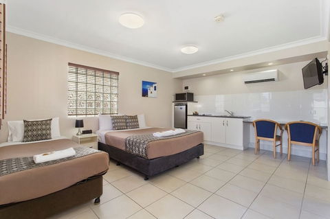 City-ville Luxury Apartments & Motel - Tourism Canberra 6